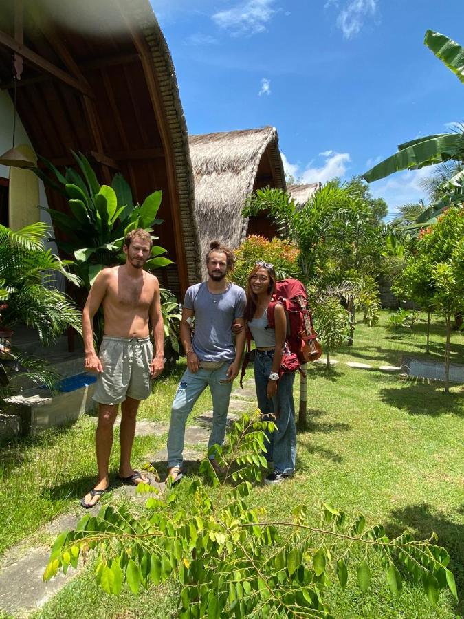 سيلونغ بيلاناك Tropical Sunday Bungalow - Surf And Stay المظهر الخارجي الصورة
